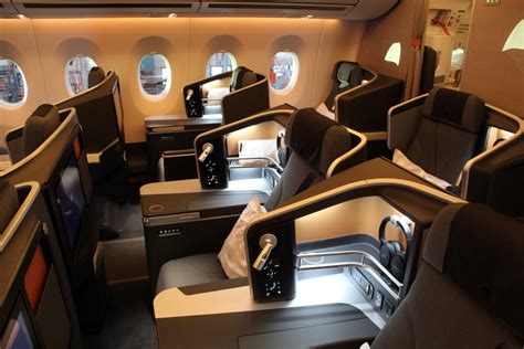 Sas business class. This figure comprises 40 SAS Business flatbeds (four abreast in a 1-2-1 layout), 32 SAS Plus (premium economy) recliners (eight abreast in a 2-4-2 layout), and 228 SAS Go … 