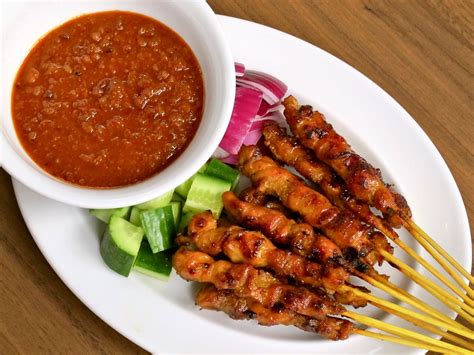 Allemaal stuk voor stuk lekker, vol Indonesische smaken, maar toch anders. Kijk dus vooral naar wat voor vlees jouw voorkeur uitgaat! In principe kun je de .... 