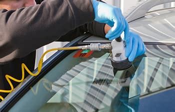 Today's hours: 8:00 AM - 5:00 PM With Safelite AutoGlass you can often complete the windshield replacement and advanced safety system recalibration in a single appointment Kenner 45 2235 Veterans Memorial Bl, Kenner, LA 70062. . 