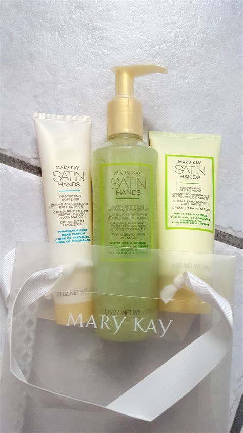 Satin Hands® Pampering Set Mary Kay