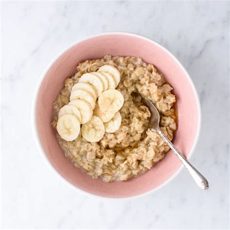 Satisfying Oatmeal in a Small Serving Size