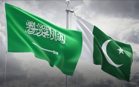 Saudi Arabia deposits $2 billion in Pakistan’s central bank as a boost ahead of a key IMF meeting