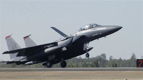 Saudi Royal Air Force F-15SA fighter jet crashes, killing 2 crew members aboard