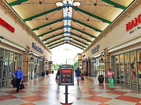 Tanger Outlets Hilton Head. 440 reviews. #4 of 37 things to do in Bluffton. Factory Outlets. Open now. 10:00 AM - 9:00 PM. Write a review. About. Find great savings on merchandise from your favorite designer and name-brands direct from the manufacturer at stores like: Nike, Saks 5th Ave Off 5th, Polo Ralph Lauren, Gap, Chico's, Coach, …. 