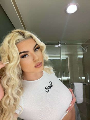 Savannahskye onlyfans
