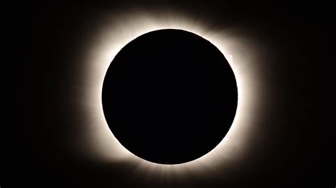 Save the date: Total eclipse of the sun a year from now, and you can see it in New England