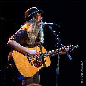 Sawyer Fredericks - Wikipedia bahasa Indonesia, ensiklopedia bebas