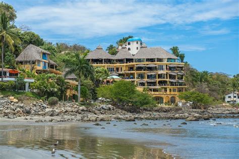 Sayulita places to stay. Sayulita offers the widest variety of accommodation options in Mexico. The residential areas accommodate different living styles and budgets. Written By: Sayulita Nayarit Posted On: November 8, 2015Category: Mexico Hotels Sayulita, Mexico Traveling. Waterfalls in Chiapas, Mexico. Chiapas Mexico hosts some of the most breath taking … 