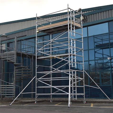 Scaffoldusa.com offers three varieties of ladder frames in S-Style pattern scaffolding (matches Safway pattern), they are the 6’4″ tall frame, the 5′ tall frame and the 3′ tall frame, all of which are only available 5′ wide. All of our frames feature the following: – Cope welds as opposed to pinch welds, for increased strength and ... 