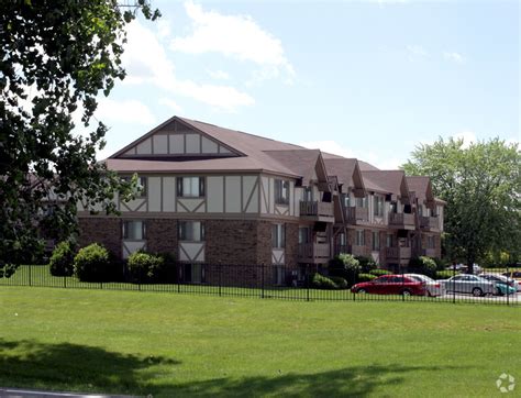 Scarborough Lake Apartments... - Scarborough Lake Apartments