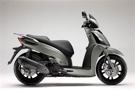 Scarica kymco people gt 125i gti 125 manuale di officina riparazione scooter. - A landlords guide to financial and property management manage properties with quickbooks manage properties.