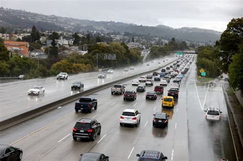 Scattered rain showers still lurking in Bay Area, light rainfall expected