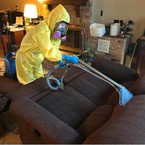 Scene cleanup. Crime scene cleaners should possess strong attention to detail, excellent communication skills, and the ability to work independently with minimal supervision. Physical stamina is also key since this job often requires bending, kneeling, and standing for long periods of time. 