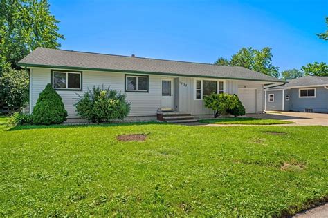 Schaefer Road, Menasha, WI 54952 Compass