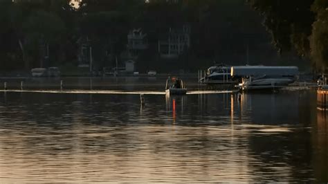 Schaumburg Man Dies After Canoe Flips Over in Fox Lake, …