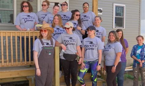 Schenectady Habitat for Humanity hosts women's build