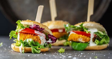 Schenectady eatery offering free vegan chicken sandwiches
