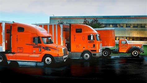 Schneider Truck Driving Jobs Reviews In 2024: Quick Look