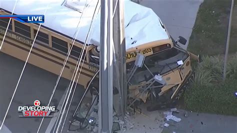 School bus collides with pole in Pinecrest