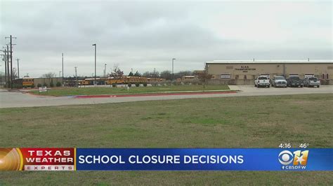 FOX 4 News Dallas-Fort Worth has a complete list of closed North Texas schools, daycares, churches and businesses because of snow, ice, storm damage or severe weather.. 