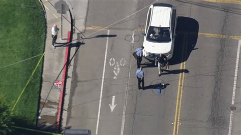 School crossing guard struck by SUV in Pleasanton