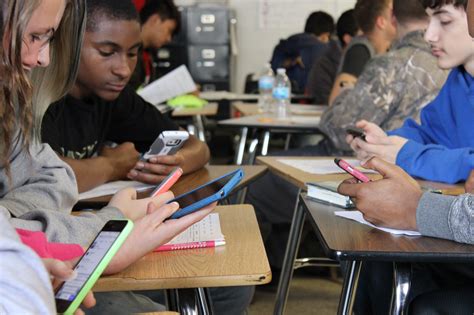 Schools, Stress and Smartphones - VOA