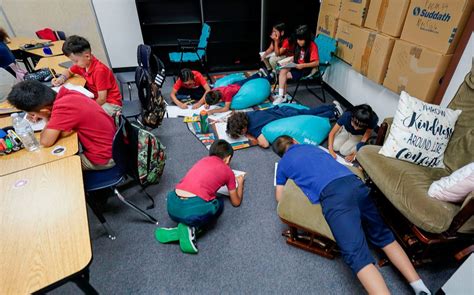 Schools lost track of homeless kids during the pandemic. Many face a steep path to recovery