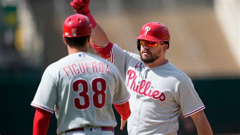 Schwarber hits go-ahead single in 12th, Stott drives in two as Phillies beat Athletics 3-2