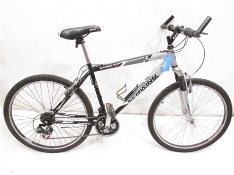Schwinn Ranger 2.6 FS this mountain bike is 18 years old is still holding up it’s so sturdy 2004 I buy it from target needs a new tire I have some new handle....