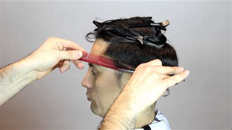 Scissors and comb haircutting a cut by cut guide. - Opal lux 3 by jennifer l armentrout.