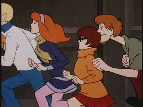 The following is a list of episodes of the first season of The Scooby-Doo Show. Don Messick as Scooby-Doo Casey Kasem as Shaggy Rogers Frank Welker as Fred Jones Heather North as Daphne Blake Pat Stevens as Velma Dinkley Alan Oppenheimer as Scooby-Dum (2 episodes) The following credits are used at the end of every episode. They reflect closely as possible as to how they are presented onscreen .... 