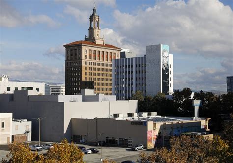 Scores of apartments may sprout inside downtown San Jose office tower