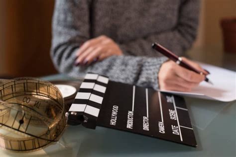 Screenwriting classes. Okay, now It is time to spotlight some of the best screenwriting degree programs out there: 1. University of Southern California. Based in LA, the University of Southern California is a popular choice amongst aspiring screenwriters, its screenwriting program is one of the most renowned in the world. 