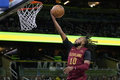 Scuffling Cavs lose 2 stars in same day; Darius Garland, Evan Mobley out for month with injuries