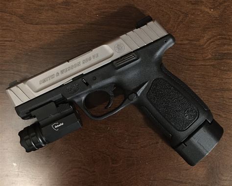 Sd9 vs sd9ve. 10 ROUNDS. Action. SEMI AUTOMATIC. Barrel Length. 4 BARREL. WARNING. F Smith & Wesson’s new California Compliant SD9 VE™, with its distincive two-tone finish, is a semi-automatic pistol ... 