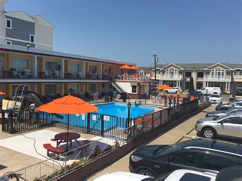 Book Sea Chest Motel, Treasure Island on Tripadvisor: See 320 traveller reviews, 406 candid photos, and great deals for Sea Chest Motel, ranked #11 of 45 hotels in Treasure Island and rated 4.5 of 5 at Tripadvisor..