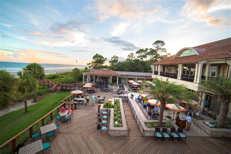 Sea pines beach club. Sea Pines Beach Club. Enhance your beach experience with oceanfront dining, a surf shop, outdoor showers, restrooms and more. Explore. Tennis & Pickleball. Award-winning facility offering 20 clay tennis and … 