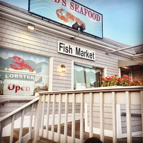 Seafood restaurants in plymouth ma. Photo gallery for 42 Degrees North Restaurant & Lounge in Plymouth, MA. Explore our featured photos, and latest menu with reviews and ratings. ... 42 Degrees North … 