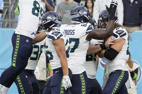 Seahawks have playoff destiny in their control after 2nd straight dramatic victory