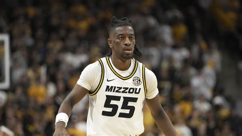 Sean East scores 21, leads Missouri’s second-half rally to beat South Carolina State 82-59