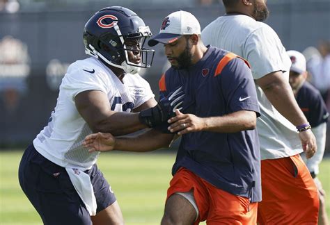 Sean desai parents. Sean Desai, who previously coached safeties for the squad, is being hired as the Chicago Bears' new defensive coordinator, NFL Network Insider Ian Rapoport reported Friday, per sources. The team ... 
