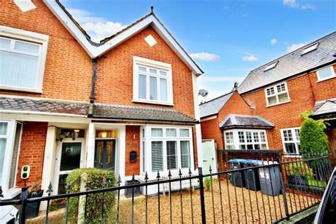 Search 3+ Bed Houses For Sale In Addlestone OnTheMarket