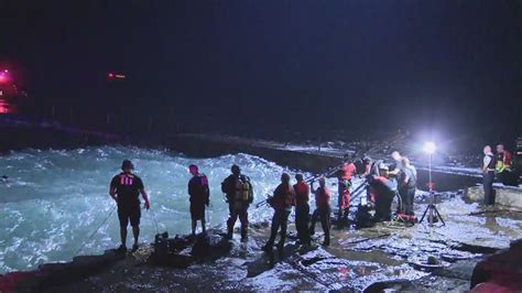 Search for 19-year-old swimmer to resume Thursday at Foster Beach