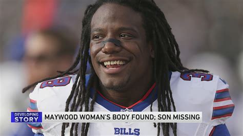Search underway after former NFL player goes missing, mother found dead