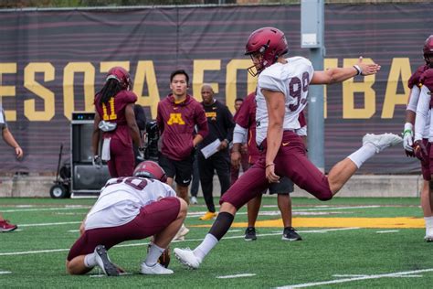 Season preview: New Gophers kicker Dragan Kesich used to the spotlight