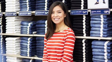 Seasonal old navy job. 99 Old Navy jobs available in Oak Park, IL on Indeed.com. Apply to Retail Sales Associate, Seasonal Retail Sales Associate and more! 