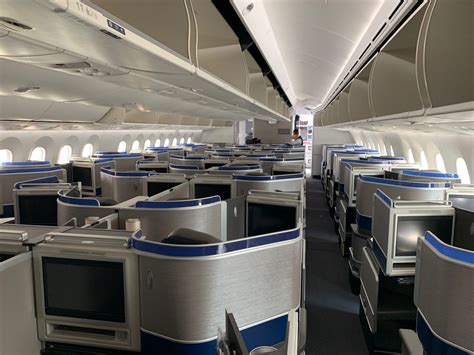 Seatguru united 787 10. United Airlines added the Boeing 737 MAX 9 to their fleet in 2018. The aircraft is configured with First, Economy Plus and Economy Class seating. The standard seats in Economy feature a redesign of the back literature pocket and tray table to provide additional legspace. The seats also contain a tablet/personal device holder positioned at a ... 