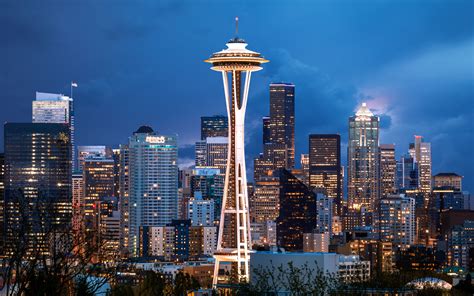 Seattle - The Seattle Police Department is the largest Municipal law enforcement agency in Washington State. About the City. Seattle Population: 747,300 (2019) Seattle Physical Size: 143 square miles. Population of King County: 2,253,000 (2019) Washington State Population: 7,615,000 (2019) About the Department. Sworn Officers – 1,200 authorized/funded FTE 