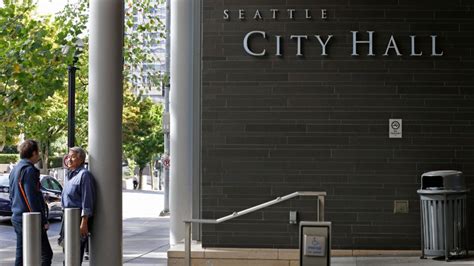 Seattle City Council OKs law to prosecute for having and using drugs such as fentanyl in public