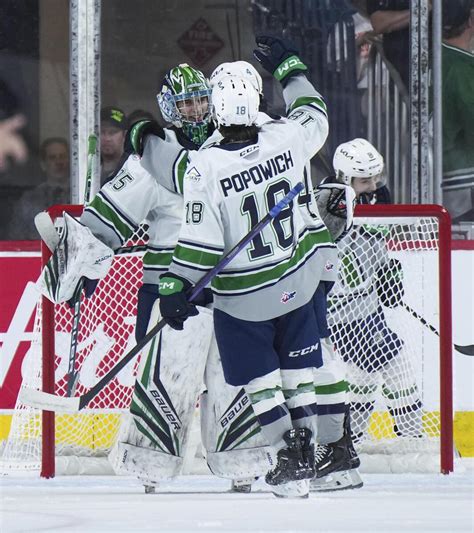 Seattle Thunderbirds beat Peterborough Petes 6-3 to open Memorial Cup